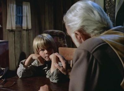 Ben explaining to Robbie (Timothy Marshall) that Jonathon will be alright. season 14 The SOund of Silence.jpg
