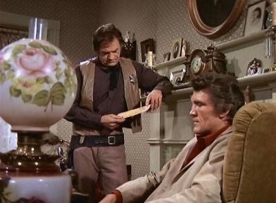 Candy is questioned by Sheriff Touhy (David McLean). s14.jpg